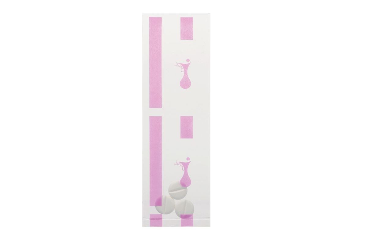 Jeannie Pill Crusher & Bags